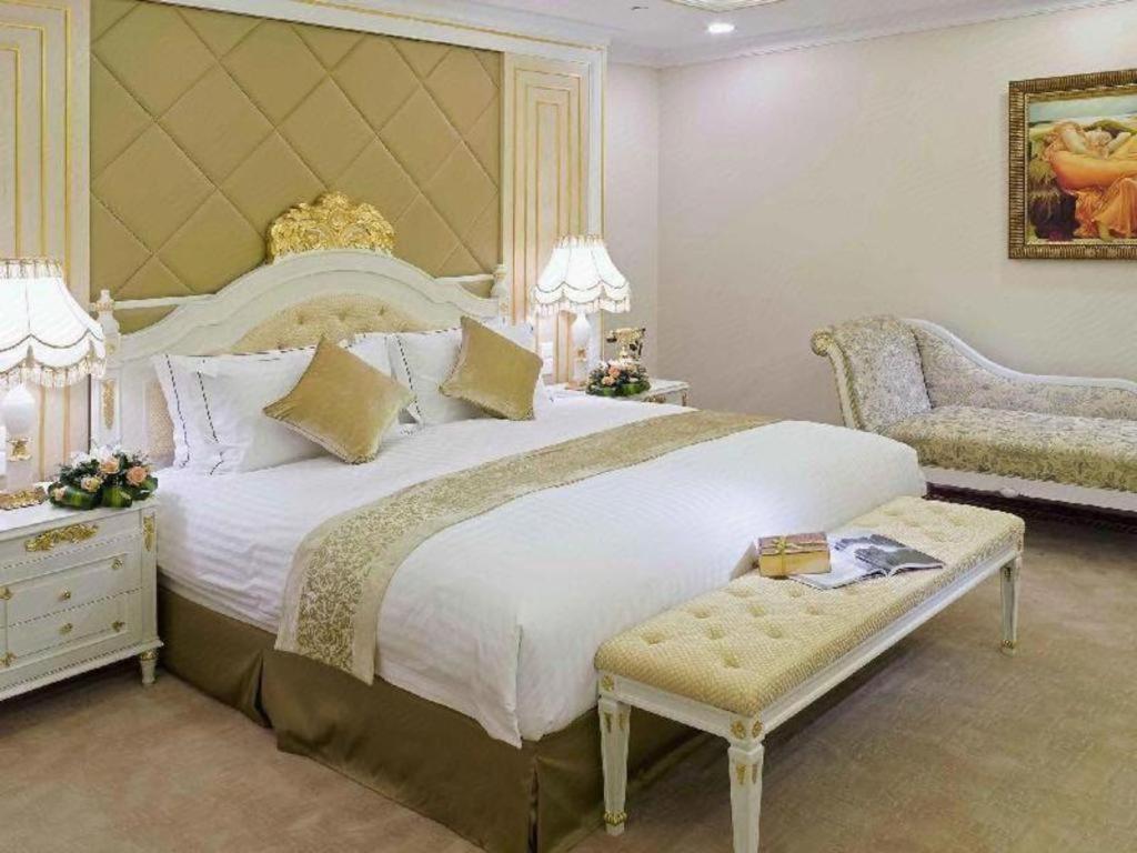 Grand Mercure Teda Dalian Eksteriør billede