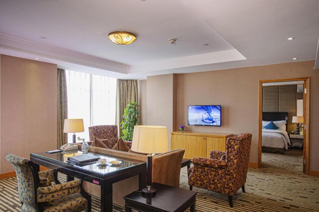 Grand Mercure Teda Dalian Eksteriør billede