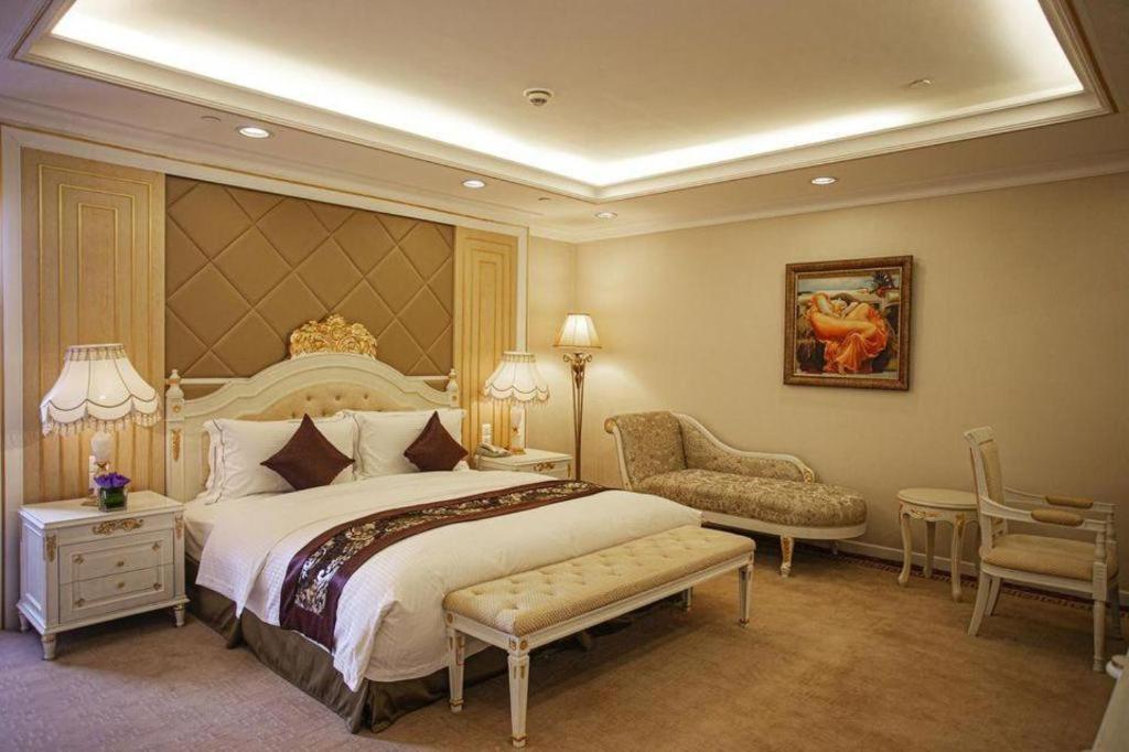 Grand Mercure Teda Dalian Eksteriør billede