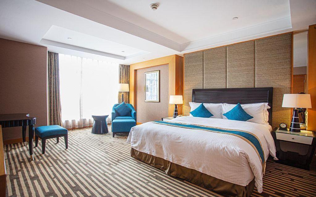 Grand Mercure Teda Dalian Eksteriør billede