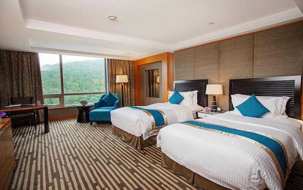 Grand Mercure Teda Dalian Eksteriør billede