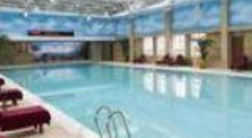 Grand Mercure Teda Dalian Eksteriør billede