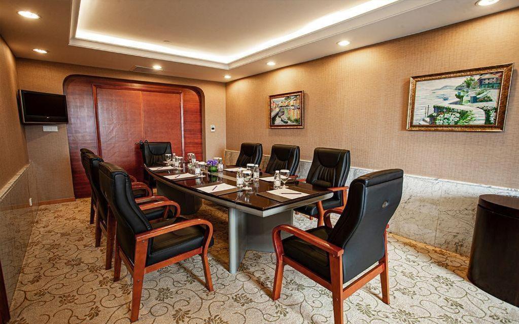Grand Mercure Teda Dalian Eksteriør billede