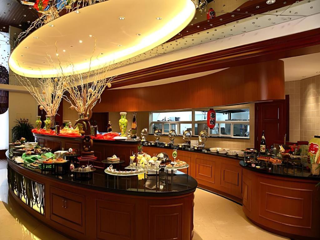 Grand Mercure Teda Dalian Eksteriør billede